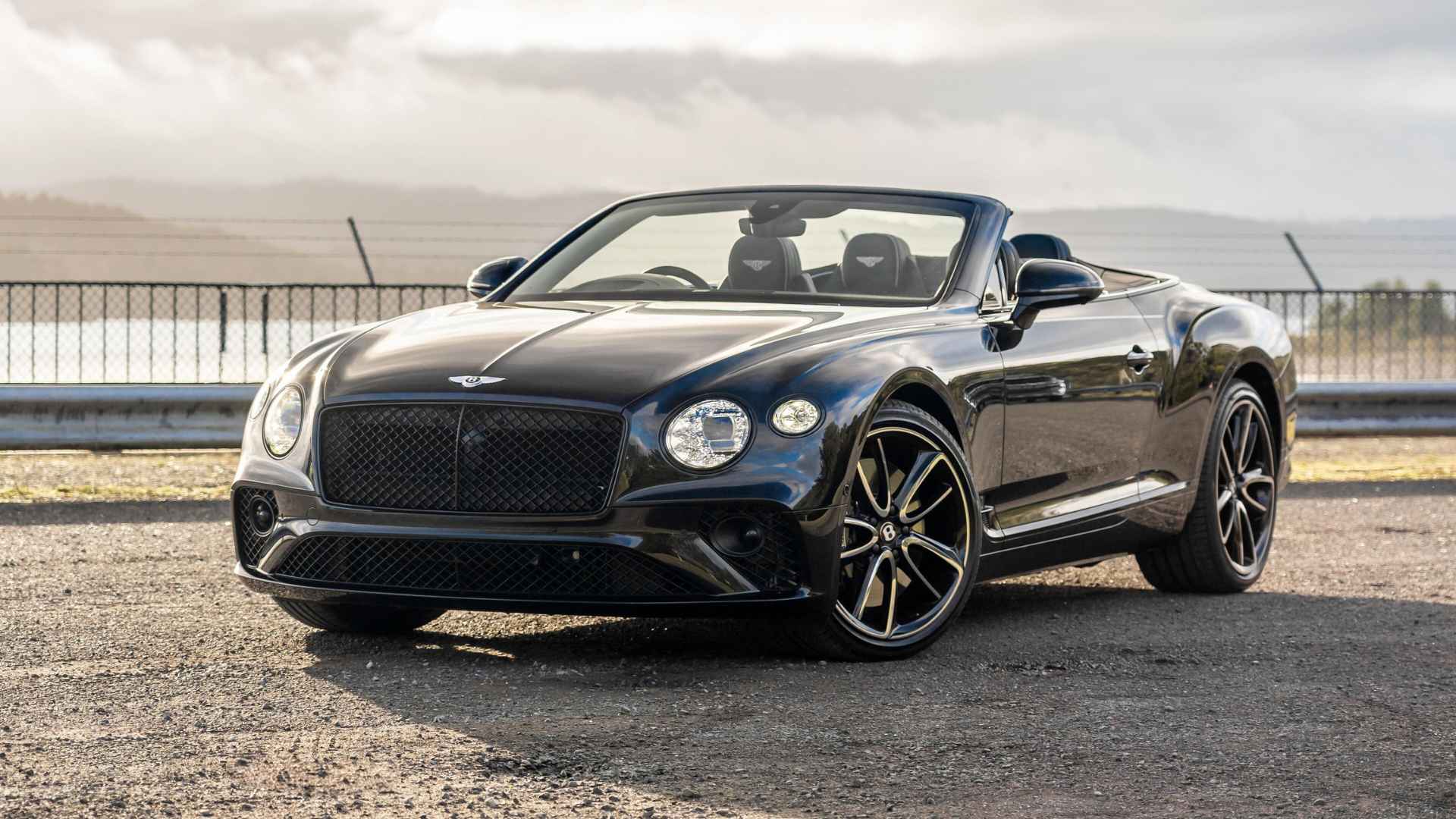 Bentley GTC Rental in Dubai