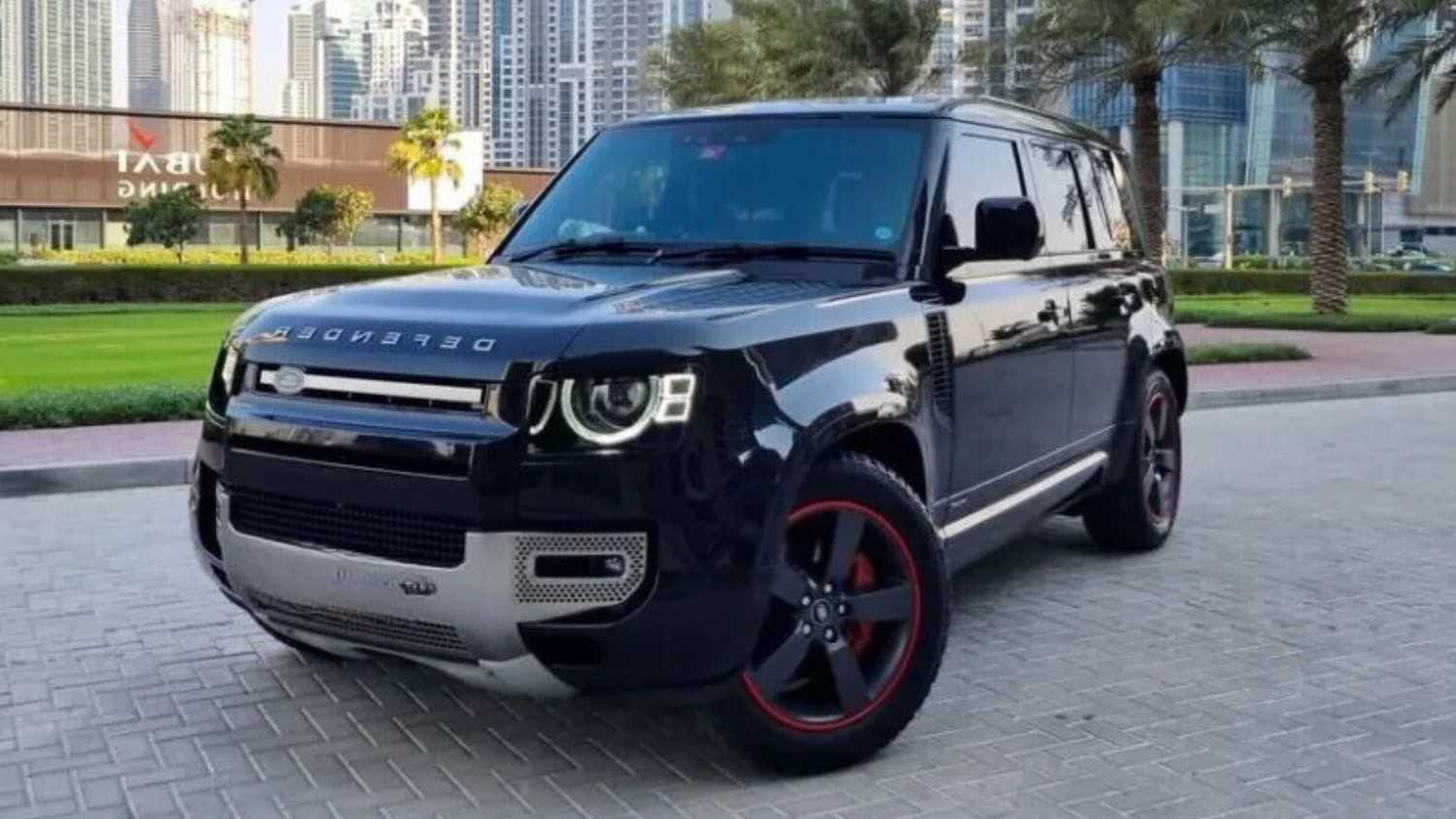 Land Rover Defender V6 2023 Rental in Dubai